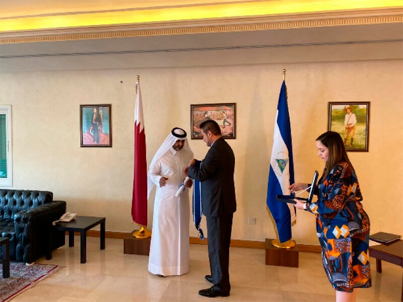 condecoracion-embajador-qatar-nicaragua
